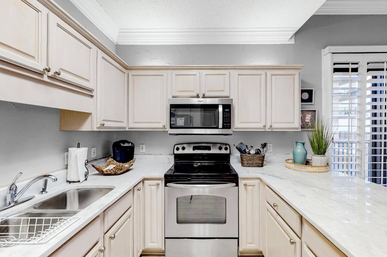 Phoenix VI 115 Orange Beach Bagian luar foto