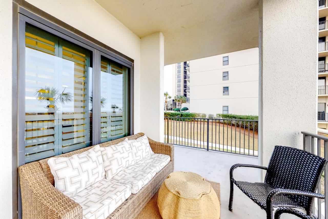 Phoenix VI 115 Orange Beach Bagian luar foto